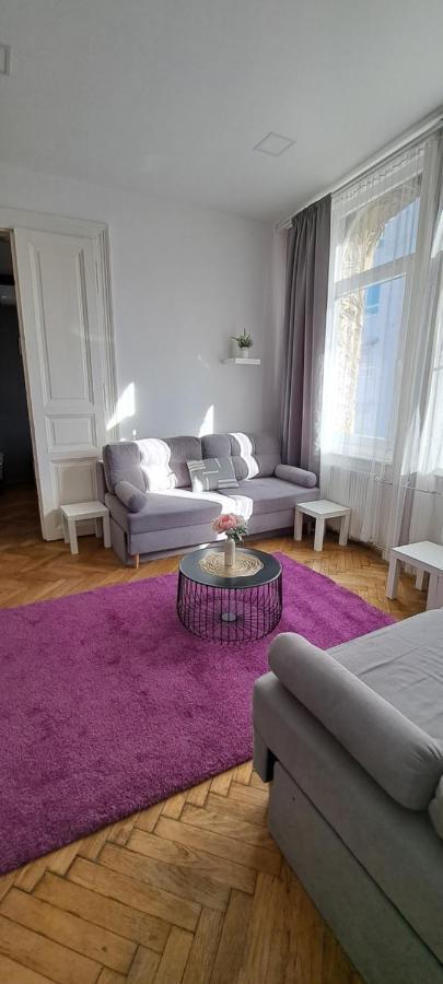 Sweet 16 Apartment In The Party District بودابست المظهر الخارجي الصورة
